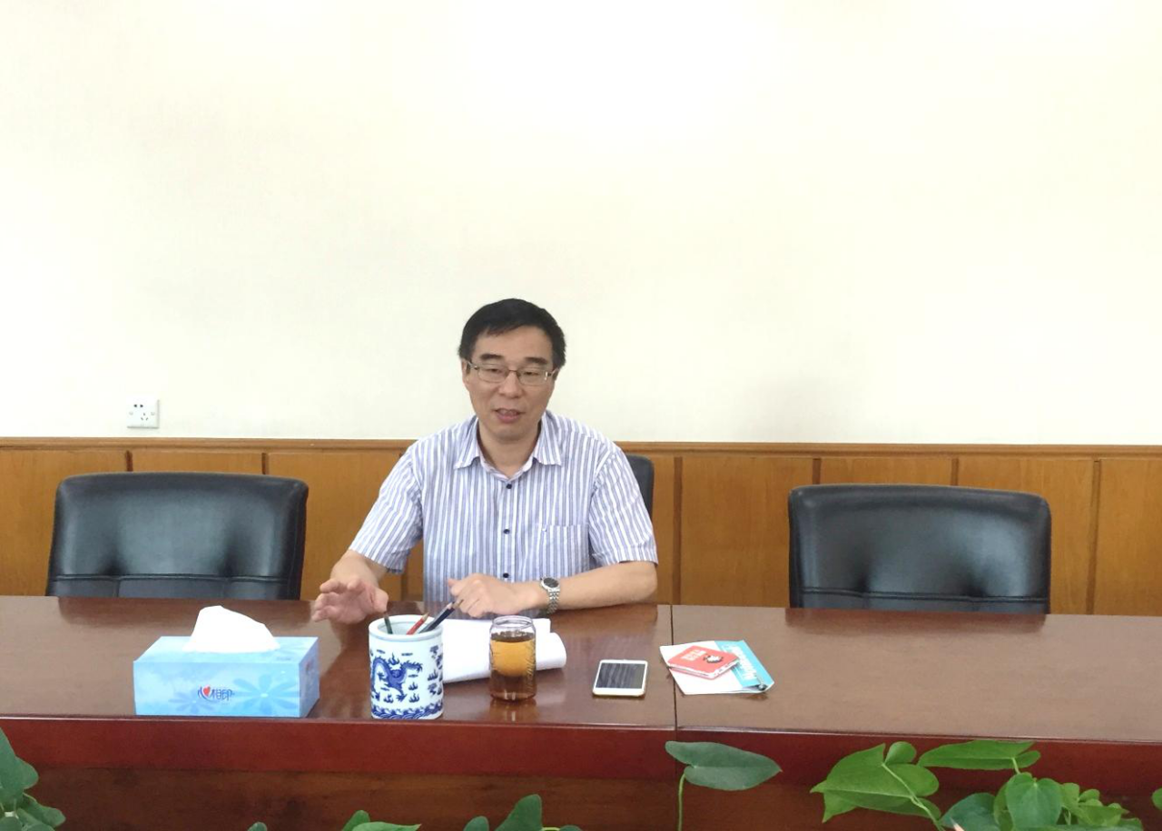 沈光辉副校长讲党课